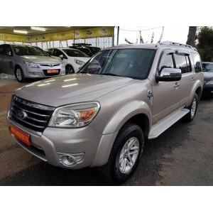 Ford Everest
 2.5MT 2009