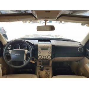 Ford Everest
 2.5MT 2010