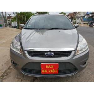 Ford Focus
 1.8AT 2010