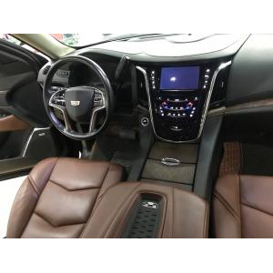 Cadillac Escalade
 platinum 2016