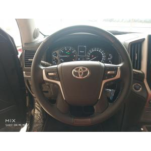 Toyota Land Cruiser
 VXR 2019