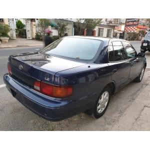 Toyota Camry
 2.2 LE 1996