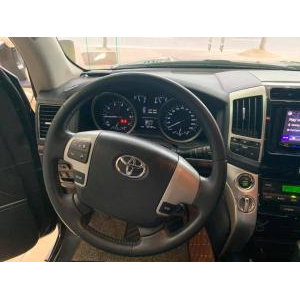 Toyota Land Cruiser Vx 2014