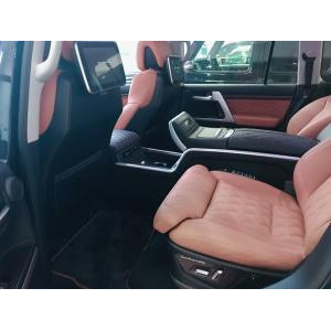 Toyota Land Cruiser
 VXS 5.7,4 ghế Massage 2019
