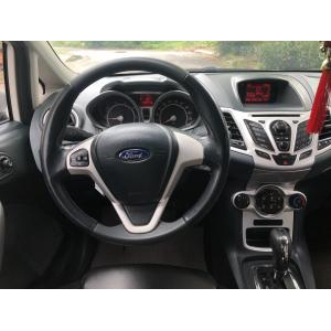 Ford Fiesta
 S 1.6 AT 2013