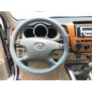 Toyota Fortuner
 2.5G 2011