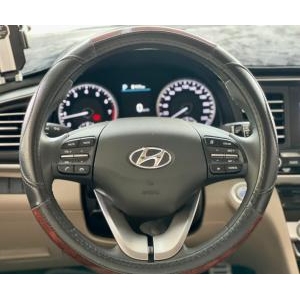 Hyundai Elantra 2.0 2021